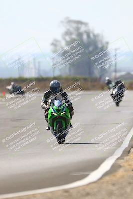 media/Sep-20-2025-TrackDaz (Sat) [[27f0cde673]]/C Group/240pm (Turn 9)/